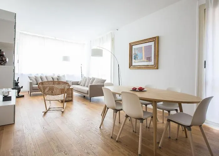 My Trastevere Three Bedroom View Apartment Rome