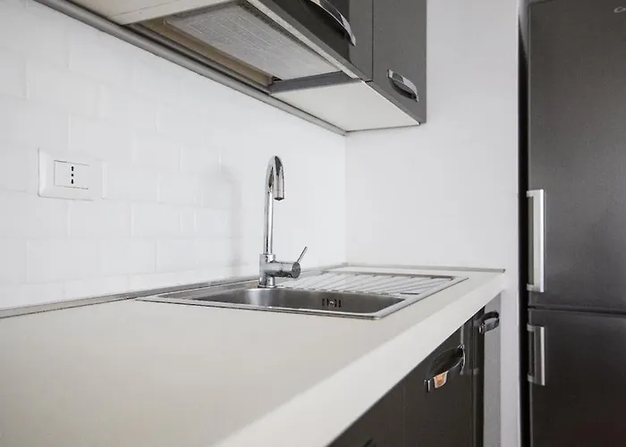 My Trastevere Three Bedroom View Apartment *